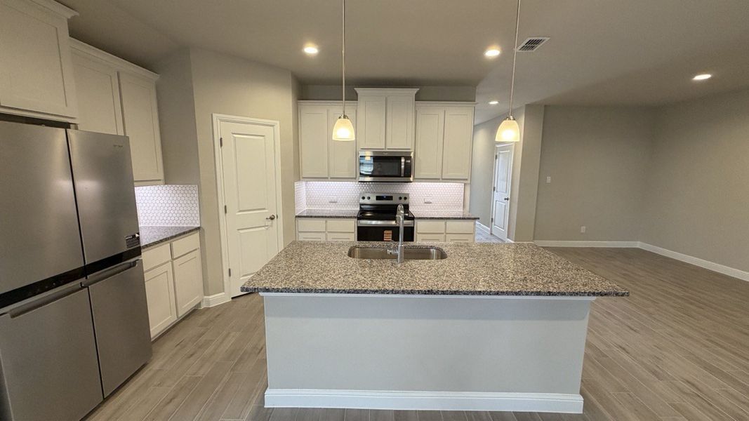 Furnished interior view inside a new home in Shannon Creek, Burleson (Image 6). Furnished interior view inside a new home in Shannon Creek, Burleson (Image 6).