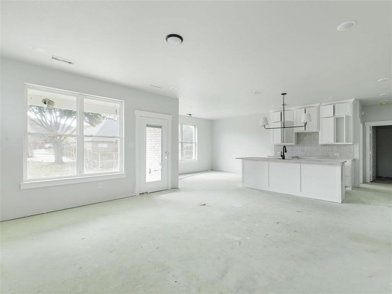 Image 33 of a home in . Image 33 of a home in .