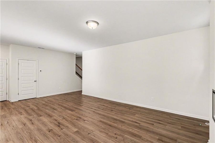 Spacious, unfurnished interior of a new home in Highland Crossing, Cartersville (Image 18).