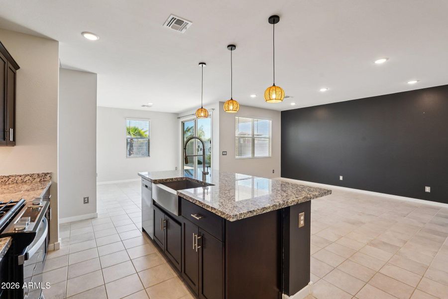 16-web-or-mls-W Sunnyslope Ln-S0804-016 16-web-or-mls-W Sunnyslope Ln-S0804-016