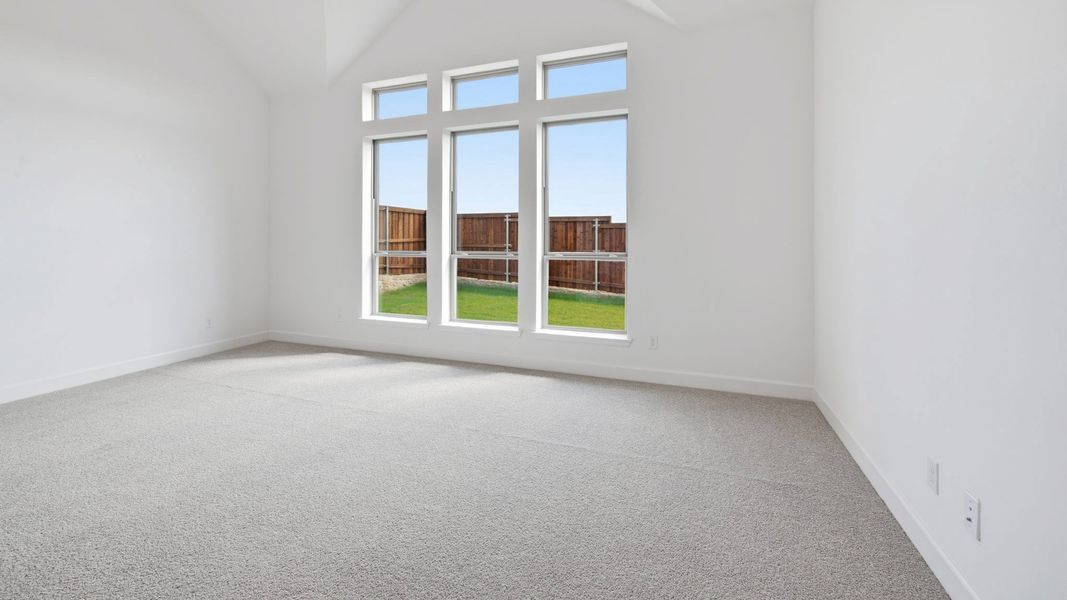 Spacious, unfurnished interior of a new home in Terraces, Rockwall (Image 16).