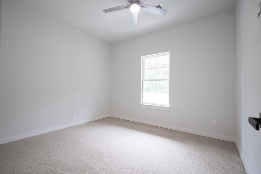 Spacious, unfurnished interior of a new home in , Dayton (Image 19).