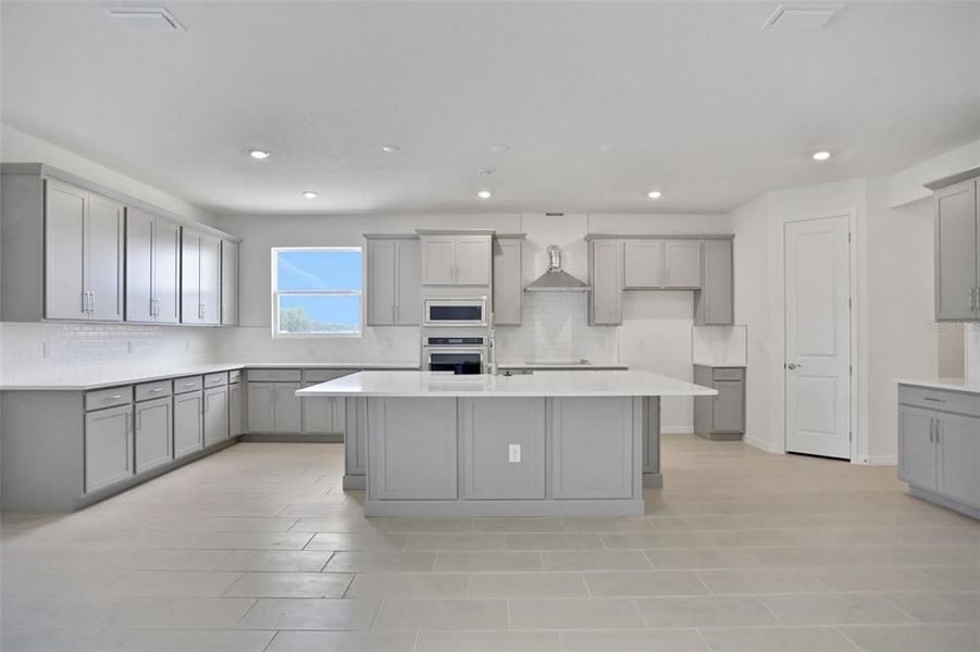 Furnished interior view inside a new home in Angeline, Land O' Lakes (Image 7). Furnished interior view inside a new home in Angeline, Land O' Lakes (Image 7).