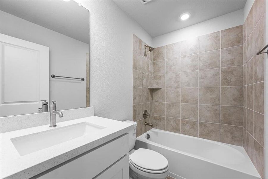 522 Bull Street ~ Ready Now 522 Bull Street ~ Ready Now