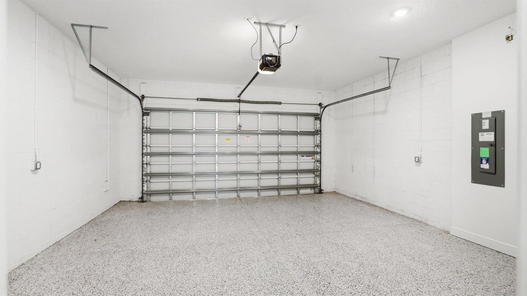Garage Garage