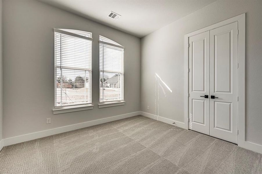 Spacious, unfurnished interior of a new home in The Arbors Midlothian, Midlothian (Image 33).