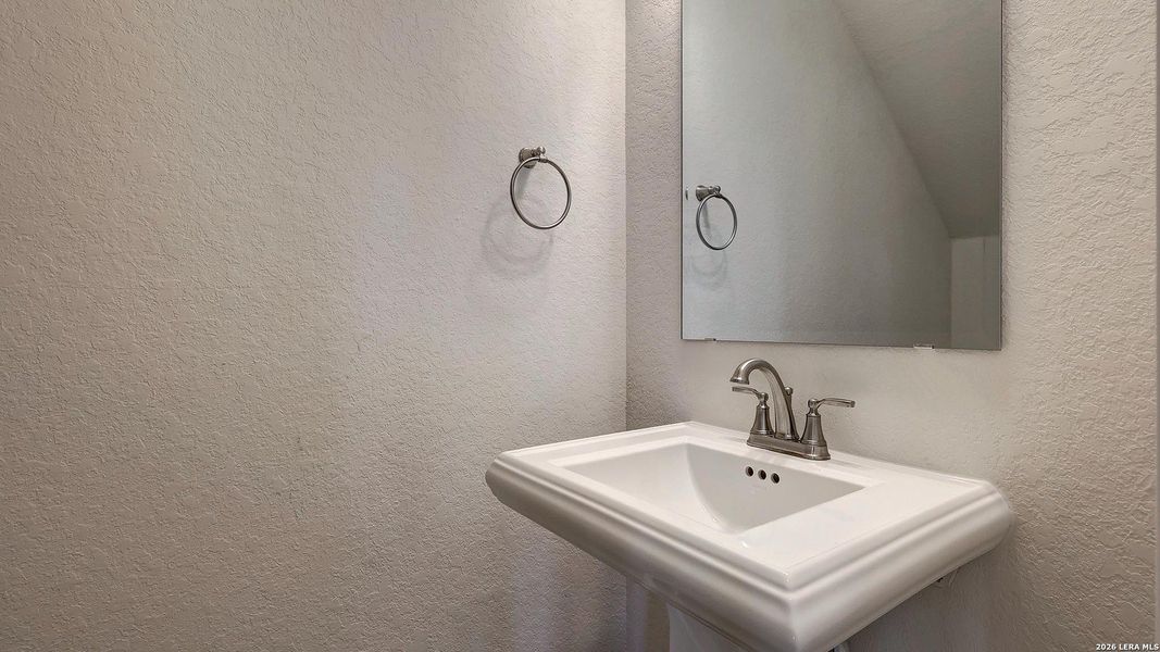 Close-up of interior finishes inside a home in Haby Hill, San Antonio (Image 10).