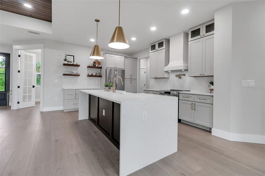 Furnished interior view inside a new home in , Venice (Image 55).