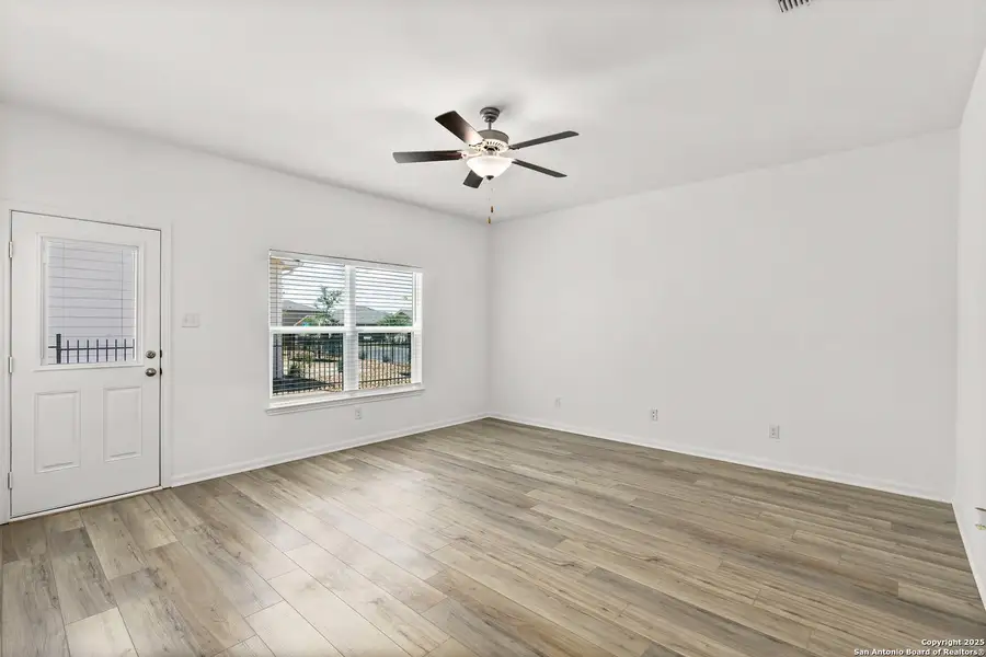 Spacious, unfurnished interior of a new home in Luckey Ranch, San Antonio (Image 7). Spacious, unfurnished interior of a new home in Luckey Ranch, San Antonio (Image 7).
