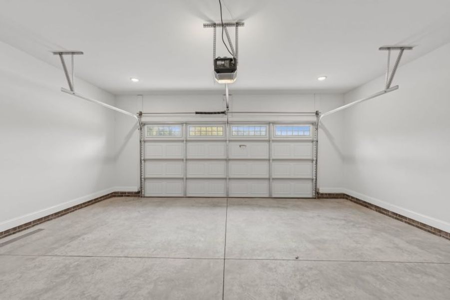 Spacious, unfurnished interior of a new home in Weybridge, Burlington (Image 58). Spacious, unfurnished interior of a new home in Weybridge, Burlington (Image 58).