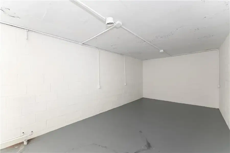 Spacious, unfurnished interior of a new home in , Gainesville (Image 24). Spacious, unfurnished interior of a new home in , Gainesville (Image 24).