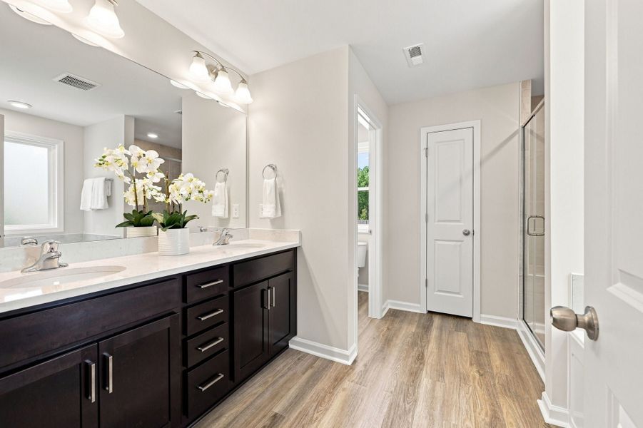 Representative furnished interior of a home built from the The Concerto by Chesapeake Homes in Highgate, Clayton (Image 19).