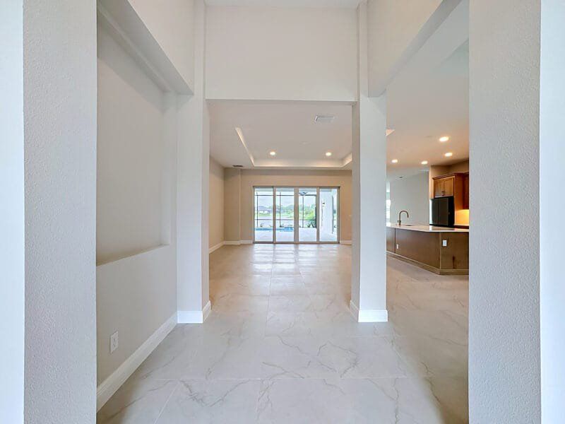 Spacious, unfurnished interior of a new home in River Preserve Estates, Parrish (Image 19).
