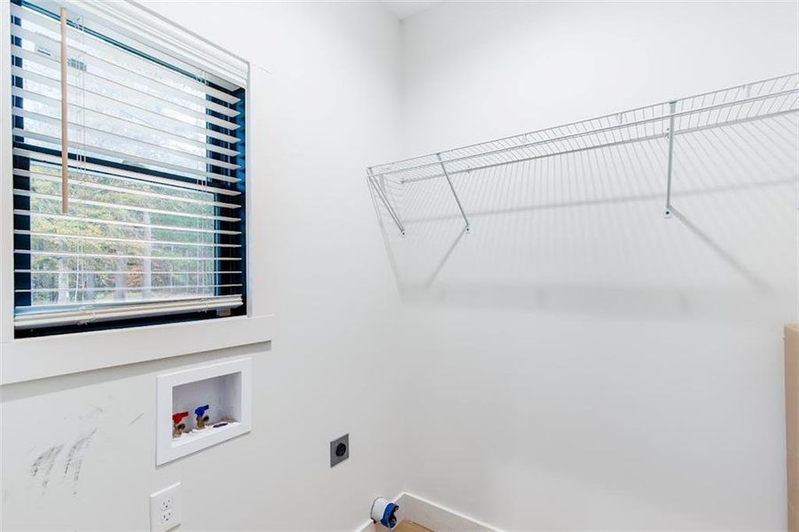 Spacious, unfurnished interior of a new home in , Bremen (Image 17). Spacious, unfurnished interior of a new home in , Bremen (Image 17).