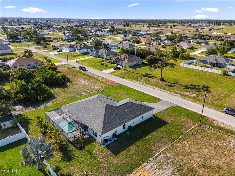 Image 39 of a home in Cape Coral.