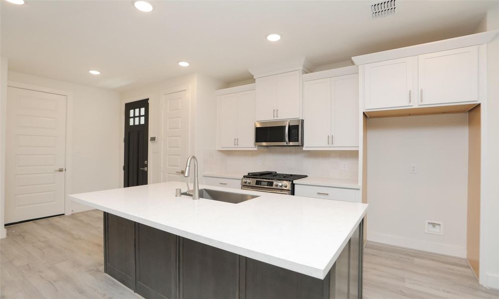 Furnished interior view inside a new home in Independence Heights, Houston (Image 13). Furnished interior view inside a new home in Independence Heights, Houston (Image 13).