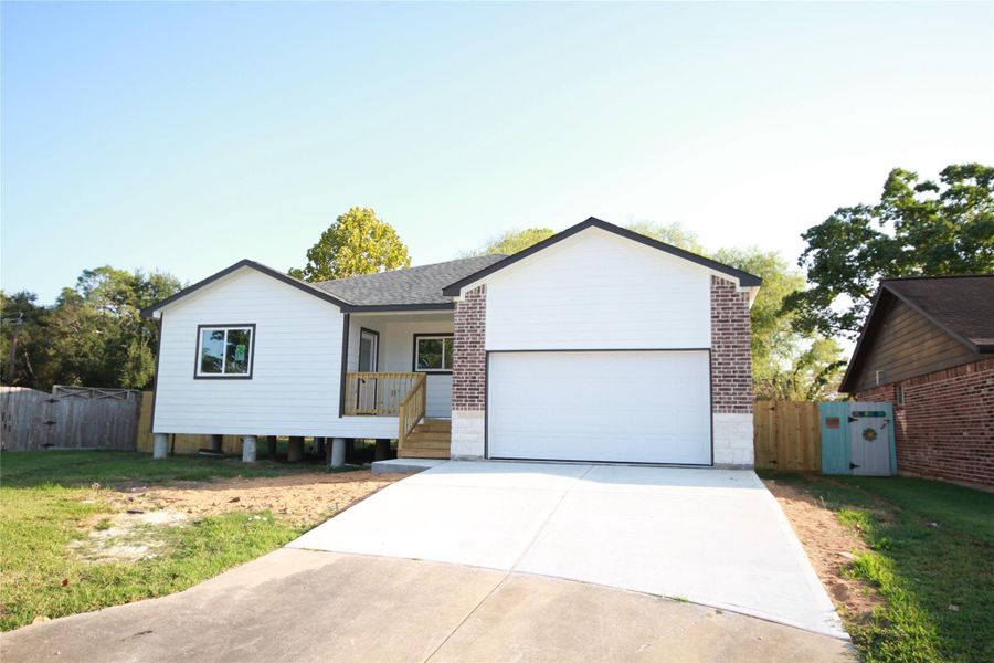 Front exterior of a new home in , Houston, TX, highlighting curb appeal (Image 13). Front exterior of a new home in , Houston, TX, highlighting curb appeal (Image 13).