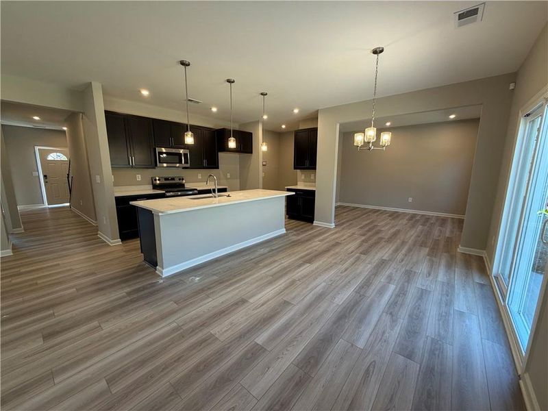 Image 7 of a home in Twin Lakes.