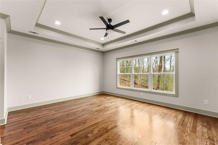 Spacious, unfurnished interior of a new home in , Cleveland (Image 37).