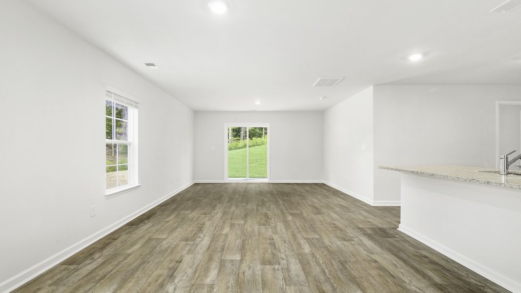 Spacious, unfurnished interior of a new home in Chandler Pointe, Rural Hall (Image 11).