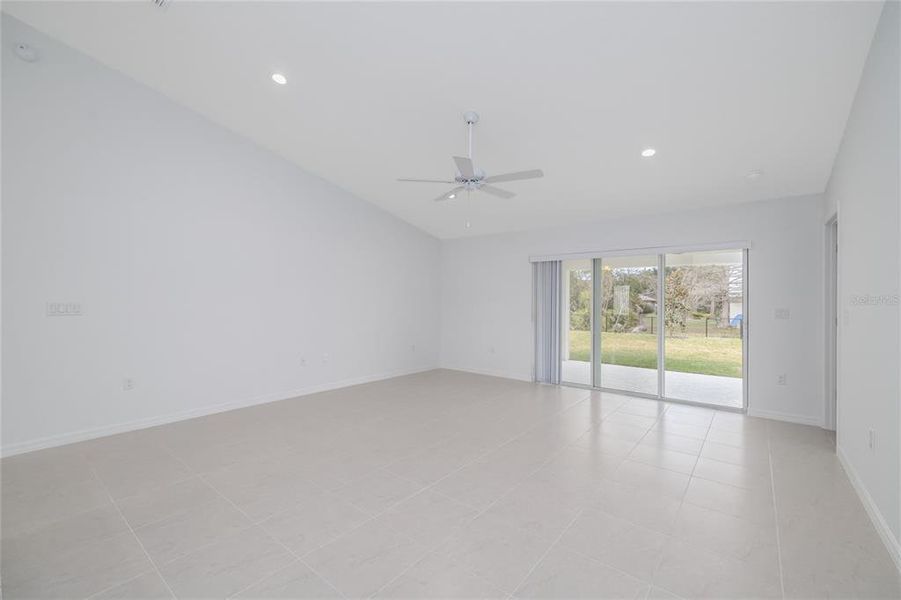 Spacious, unfurnished interior of a new home in , Palm Coast (Image 24).