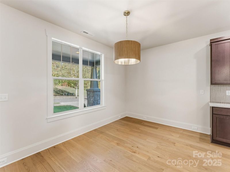 Spacious, unfurnished interior of a new home in , Brevard (Image 27).