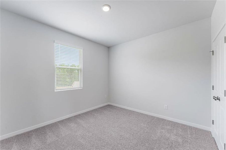 Spacious, unfurnished interior of a new home in Parkview Estates, South Fulton (Image 29).