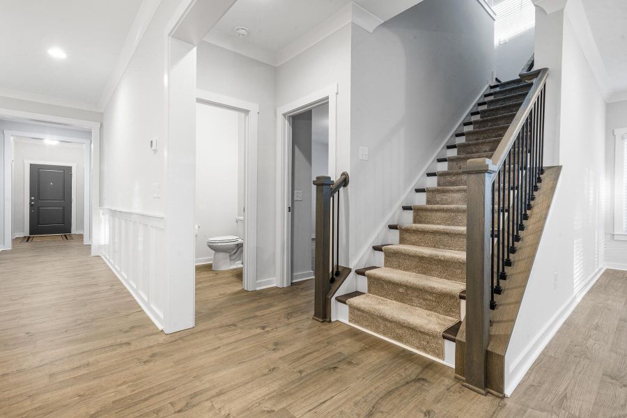 Spacious, unfurnished interior of a new home in , Summerville (Image 46).