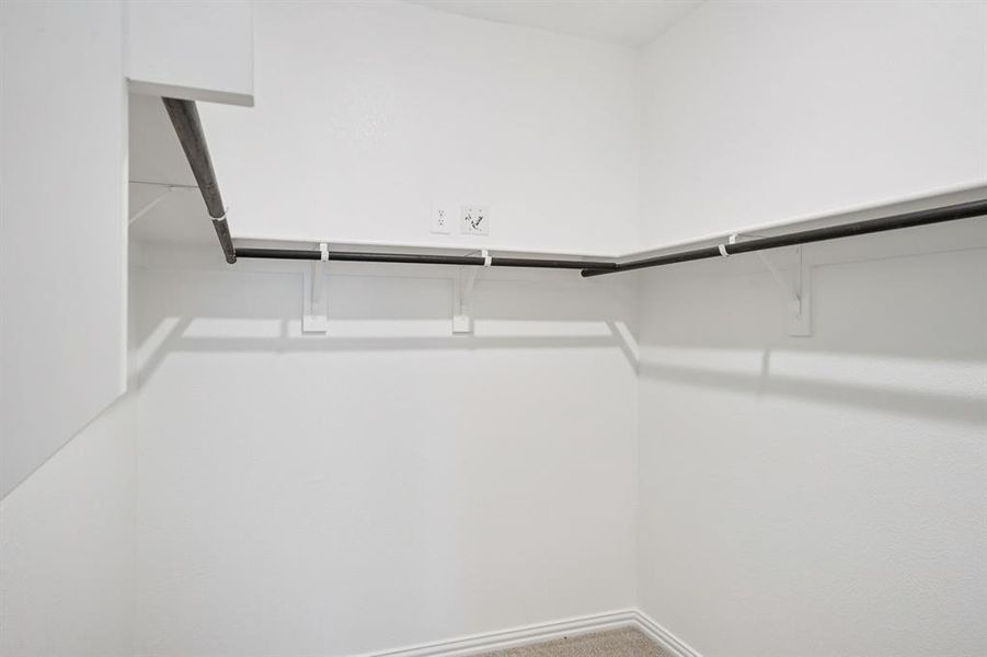 Spacious, unfurnished interior of a new home in Simpson Crossing - Spring Series, McKinney (Image 18). Spacious, unfurnished interior of a new home in Simpson Crossing - Spring Series, McKinney (Image 18).