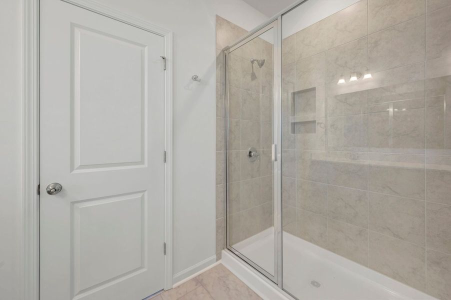 Owner's Bathroom Owner's Bathroom