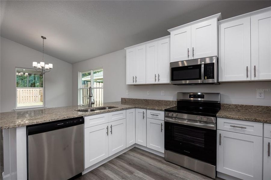 Furnished interior view inside a new home in Kirkland Farms, Alachua (Image 9).
