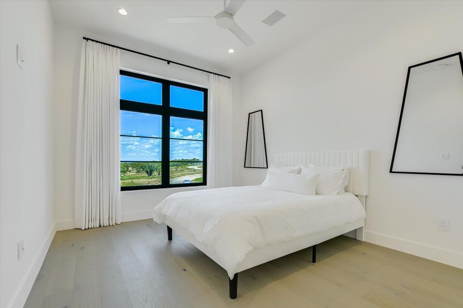 Furnished interior view inside a new home in , Horseshoe Bay (Image 17).