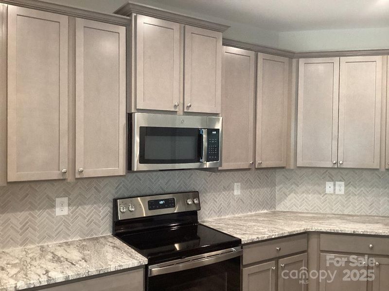 Furnished interior view inside a new home in , Harrisburg (Image 13).