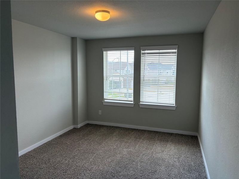 Spacious, unfurnished interior of a new home in Morton Creek Ranch, Katy (Image 21).