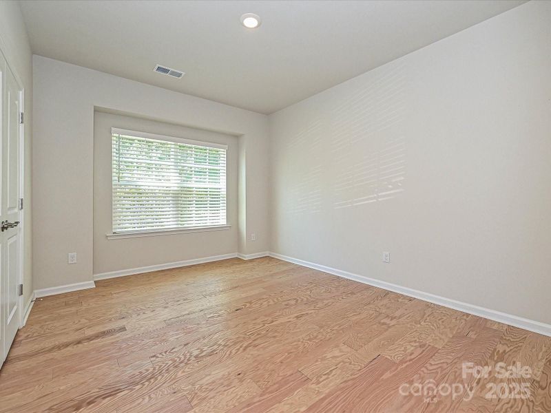 Main Level Secondary Bedroom Main Level Secondary Bedroom