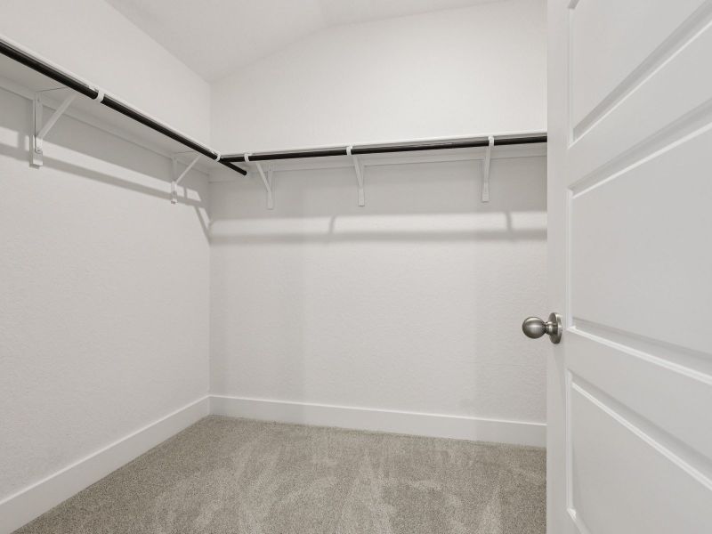 Spacious, unfurnished interior of a new home in Stetson Ridge, Marion (Image 18).