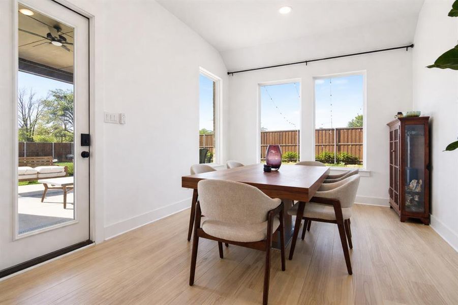 Furnished interior view inside a new home in , Hickory Creek (Image 9).
