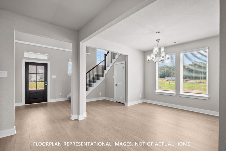Spacious, unfurnished interior of a new home in Sorella, Tomball (Image 15).