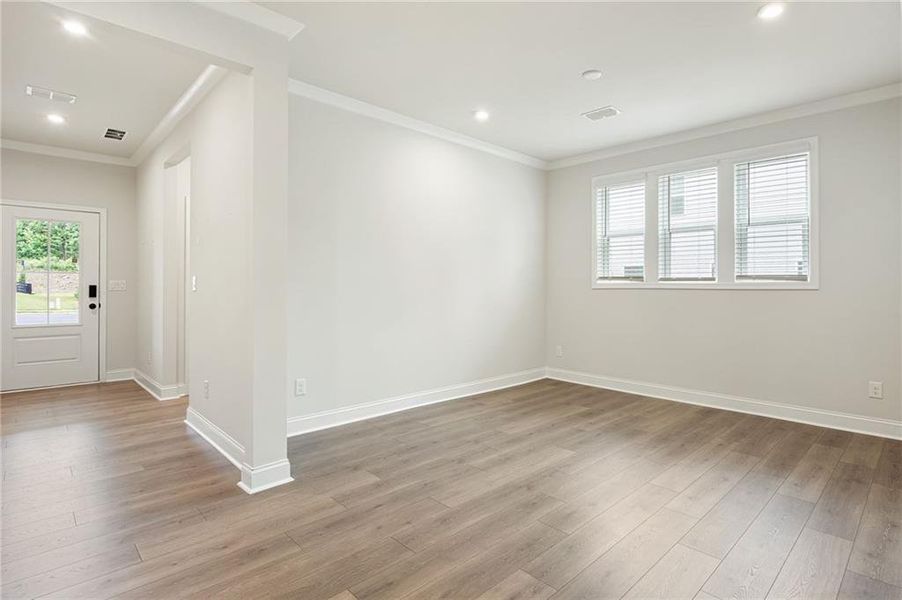 Spacious, unfurnished interior of a new home in Hillside Manor, Powder Springs (Image 24). Spacious, unfurnished interior of a new home in Hillside Manor, Powder Springs (Image 24).
