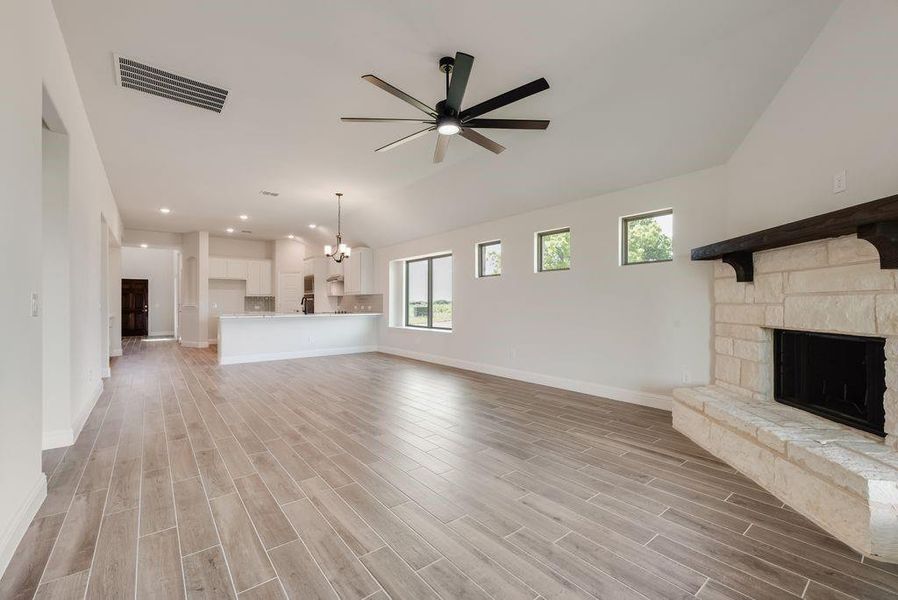 Spacious, unfurnished interior of a new home in , Whitesboro (Image 31).