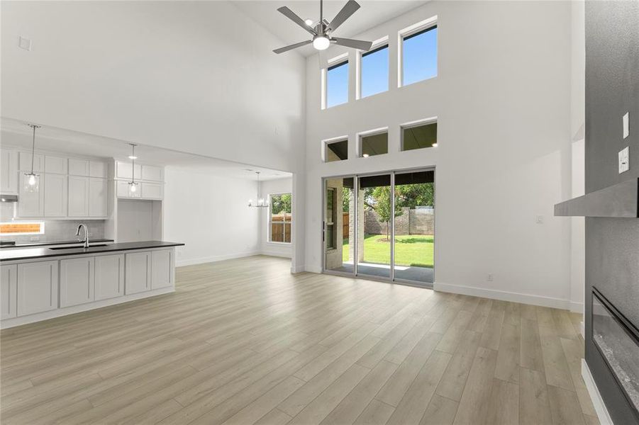 12. 4500 Brookfield - Family