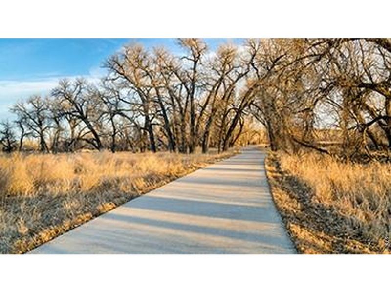 Natural landscape and outdoor views near Trevenna in Windsor (Image 24).