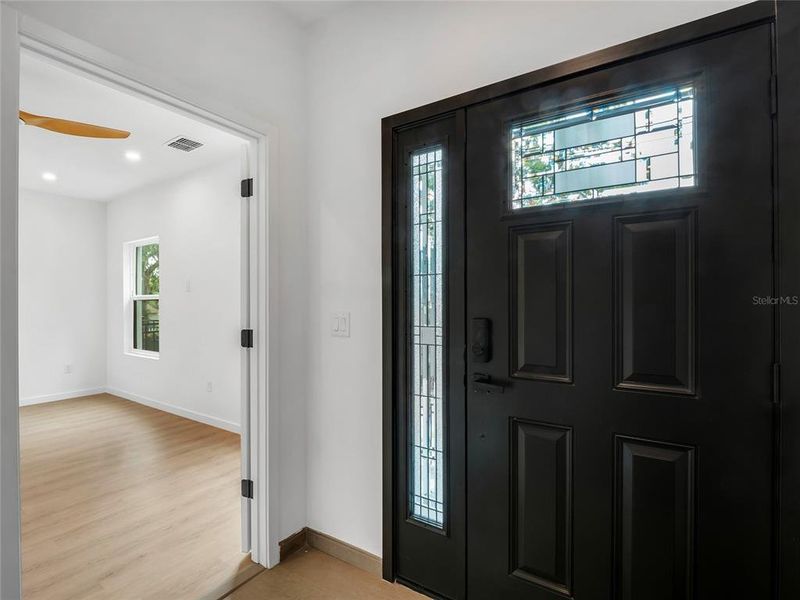 Spacious, unfurnished interior of a new home in , St. Petersburg (Image 37).