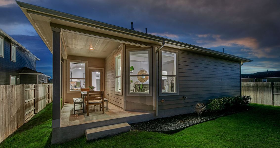 Exterior details and patio area of a home in Meyer Ranch, New Braunfels (Image 3).