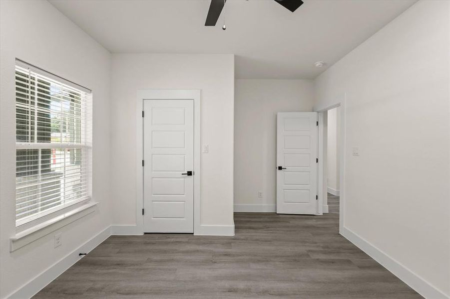 Spacious, unfurnished interior of a new home in , Fort Worth (Image 14).