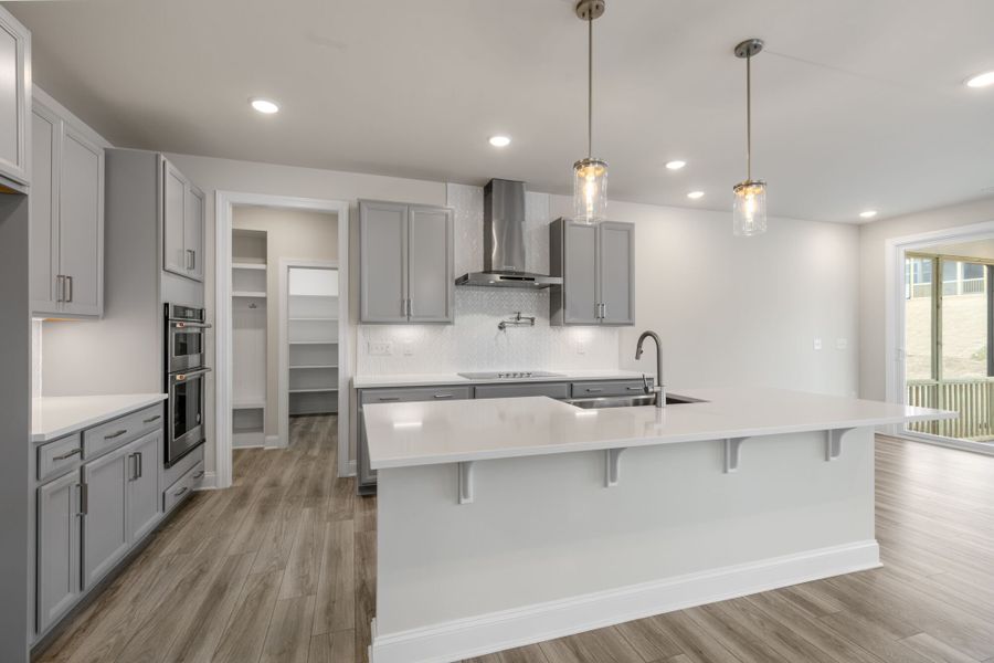 Voyageur floorplan - shown with gourmet kitchen Voyageur floorplan - shown with gourmet kitchen