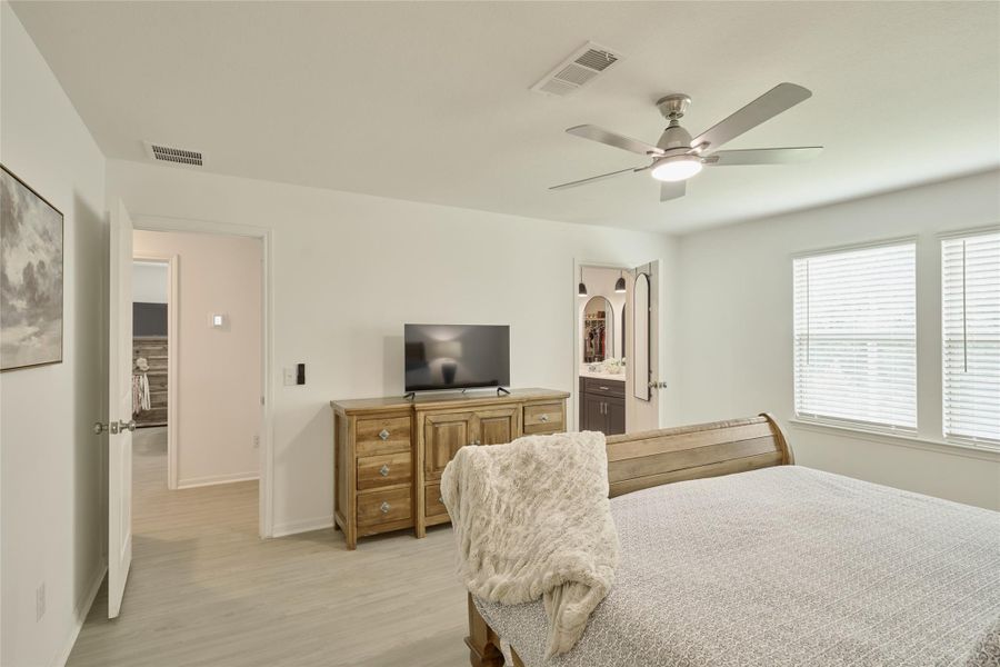 Furnished interior view inside a new home in The Pines At Seven Coves, Willis (Image 28).