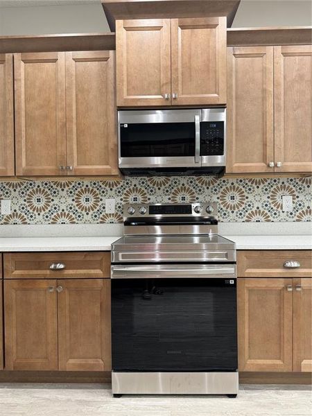 Image 65 of a home in .