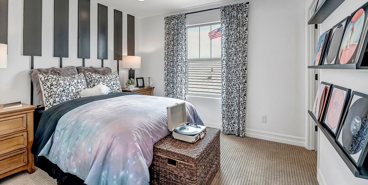 Mes sapphire bedroom3 GALLERY