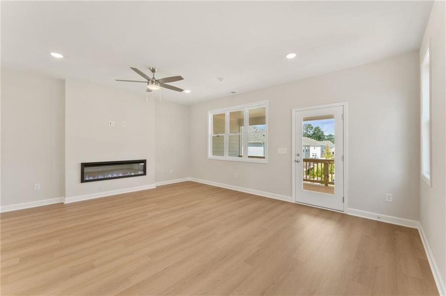 Spacious, unfurnished interior of a new home in East Park Village, Kennesaw (Image 28).